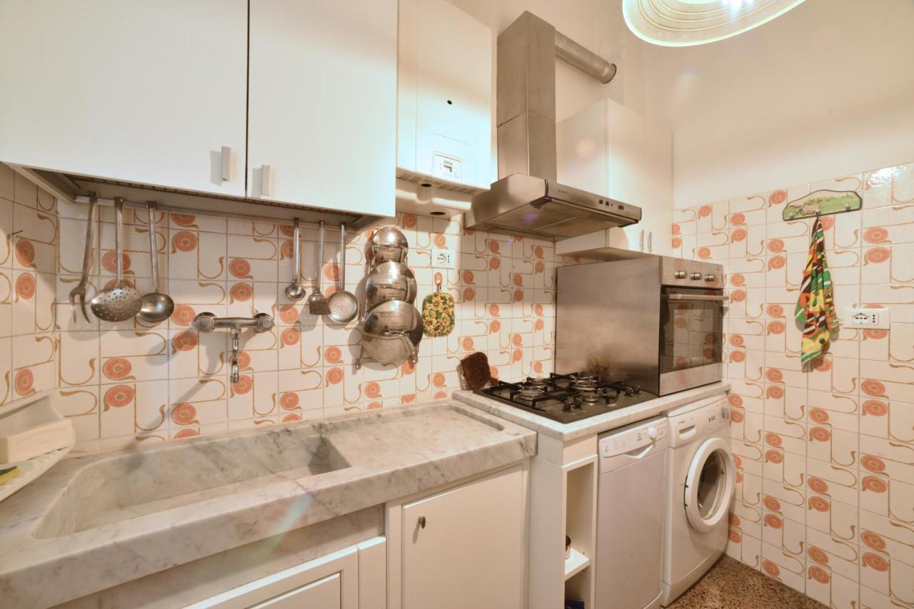Appartamento Di Nonna Maria Alassio Luaran gambar