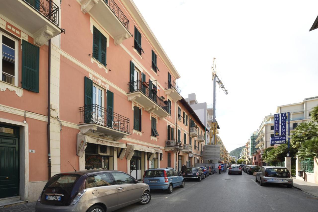 Appartamento Di Nonna Maria Alassio Luaran gambar
